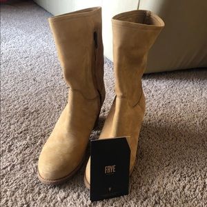 NWOT Frye Ankle Boots